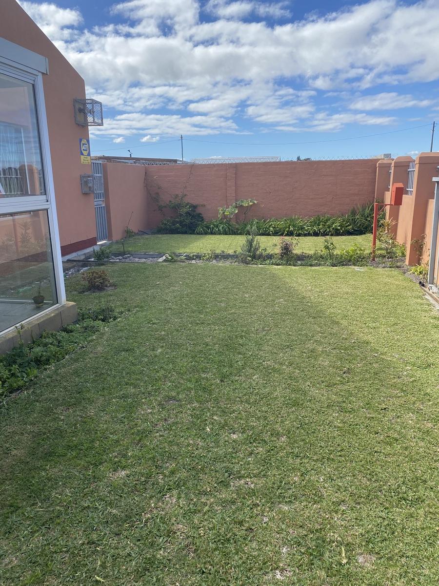 Large Four Bedroom Home In Lotus River